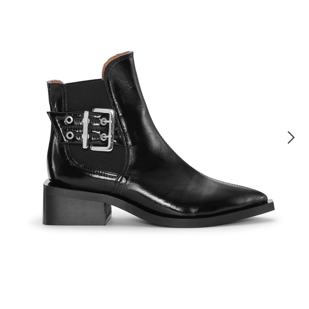 BLACK CHUNKY BUCKLE CHELSEA BOOTS size 40
